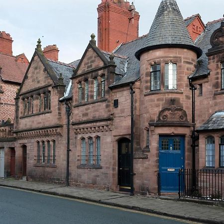 In The Heart Of Chester, Historical & Stylish Екстериор снимка
