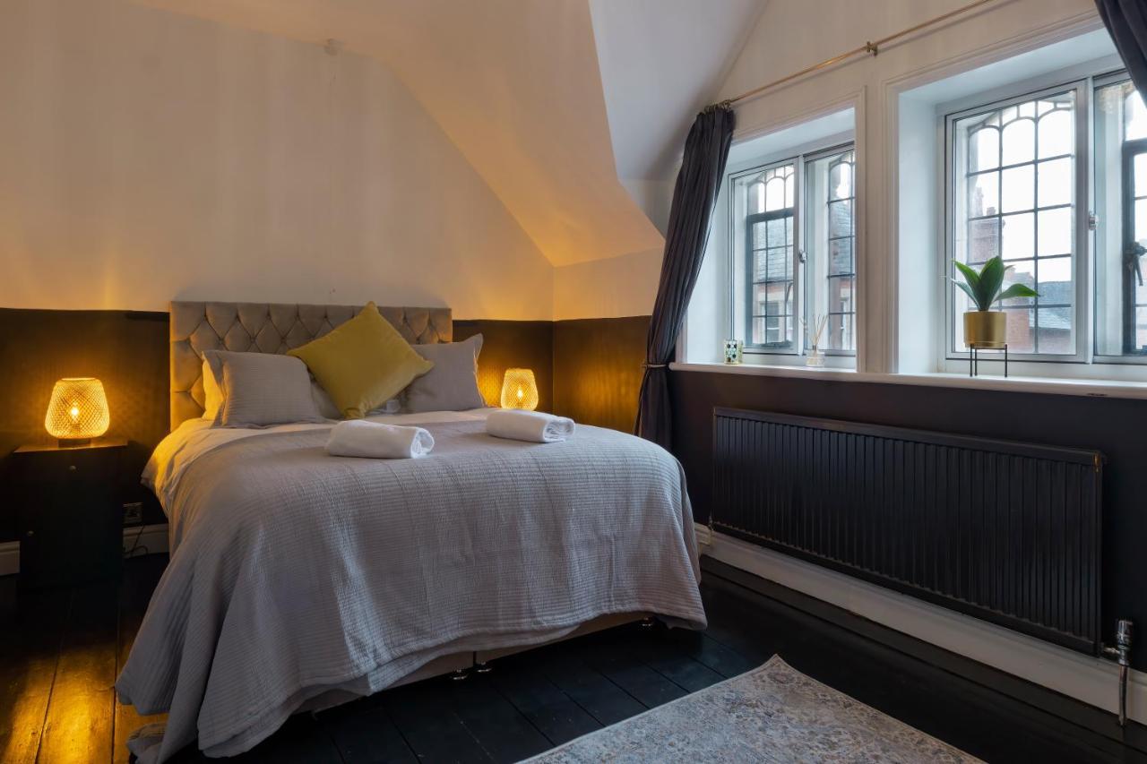 In The Heart Of Chester, Historical & Stylish Екстериор снимка