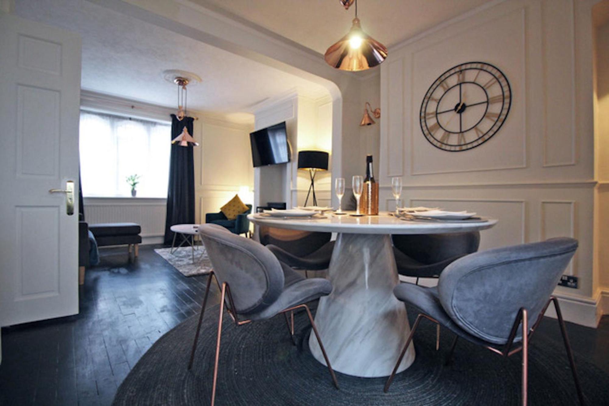 In The Heart Of Chester, Historical & Stylish Екстериор снимка